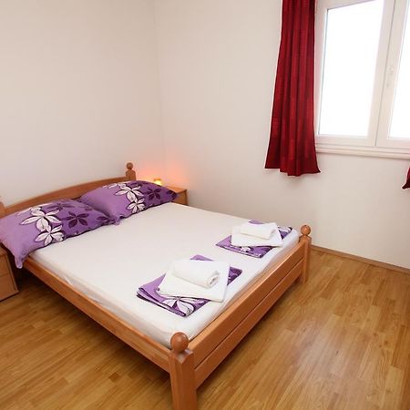 Apartments Villa Karlo คาชเตลา ภายนอก รูปภาพ