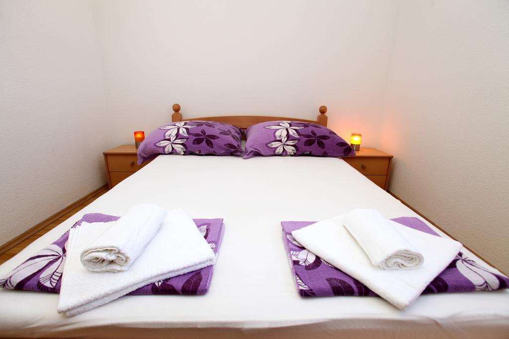 Apartments Villa Karlo คาชเตลา ภายนอก รูปภาพ